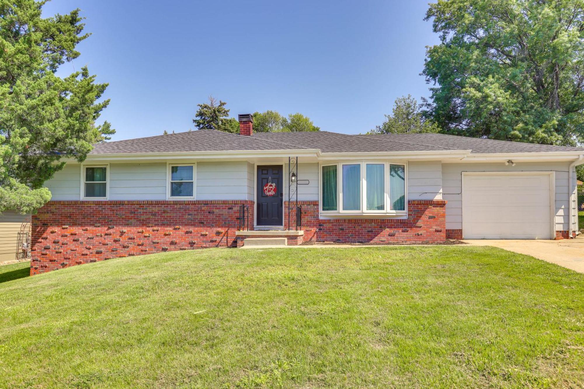 Spacious Omaha Home With Patio And Yard, Pets Welcome! Eksteriør bilde